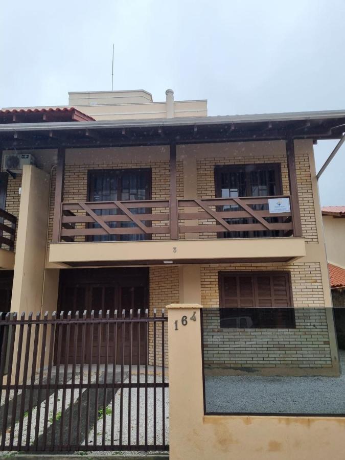 Casa Em Bombinhas Almeida E Moraes Perto Da Praia Екстер'єр фото