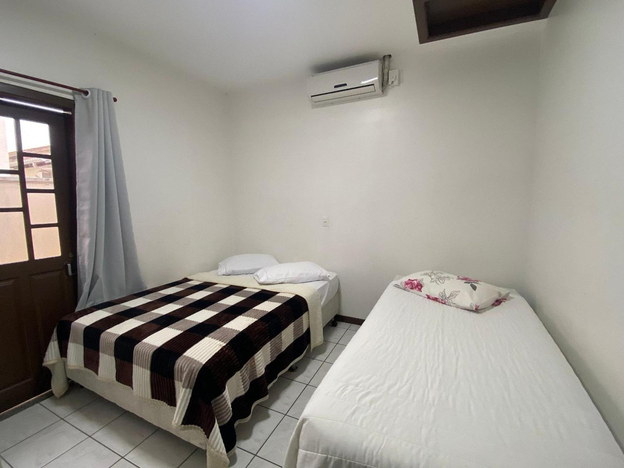 Casa Em Bombinhas Almeida E Moraes Perto Da Praia Екстер'єр фото